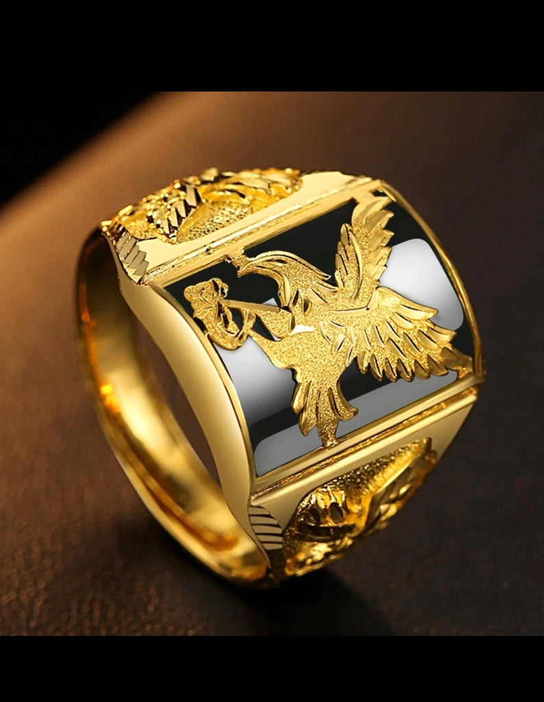Anel Regulável Águia Fundo Preto - Banhado a Ouro 18K